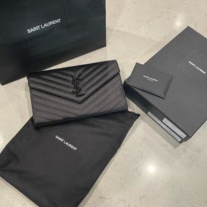 Saint Laurent Chain Wallet Crossbody/Shoulder
